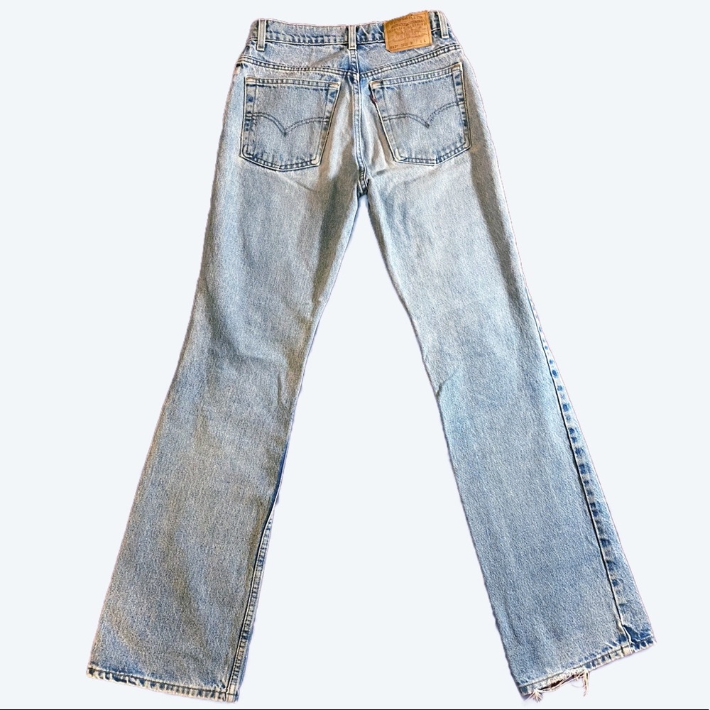 Levi’s 517 Boot Cut Low Rise 100% Cotton distressed Jeans Size 9 JR Long